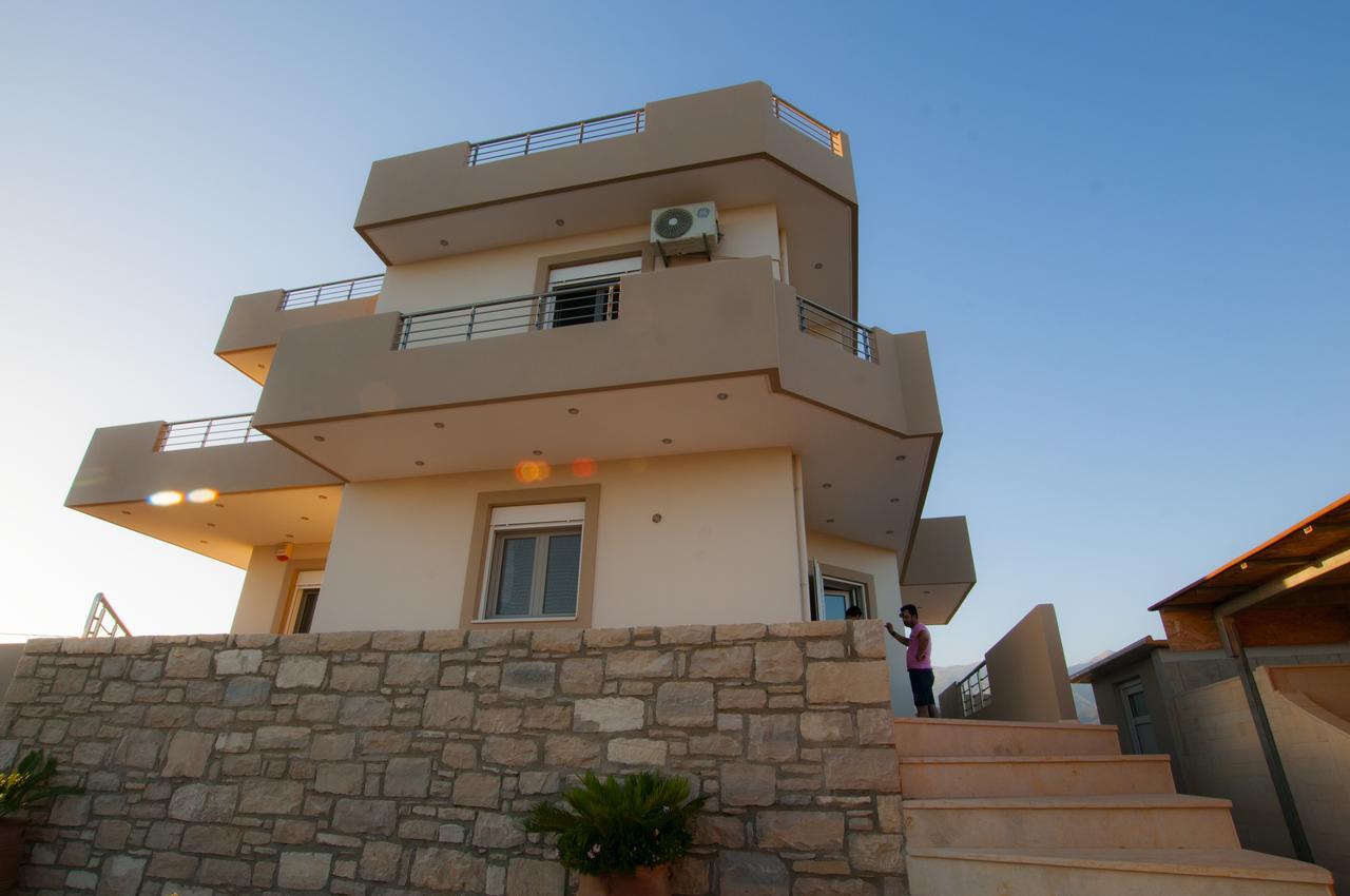 Elpidis Villa Kokkinos Pirgos Exterior photo